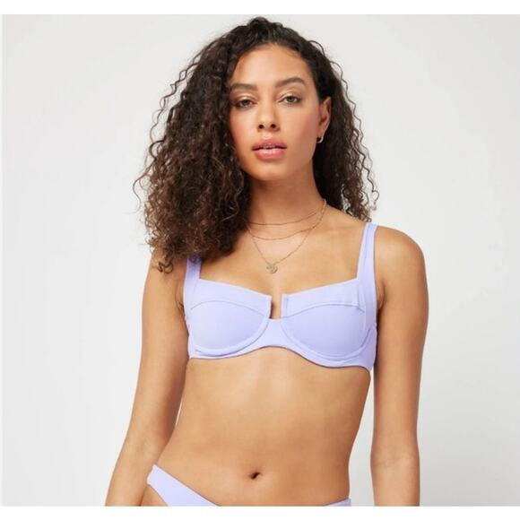 L*Space Camellia Bikini Top in Wisteria Purple Size Small NWT Adjustable - Picture 1 of 6
